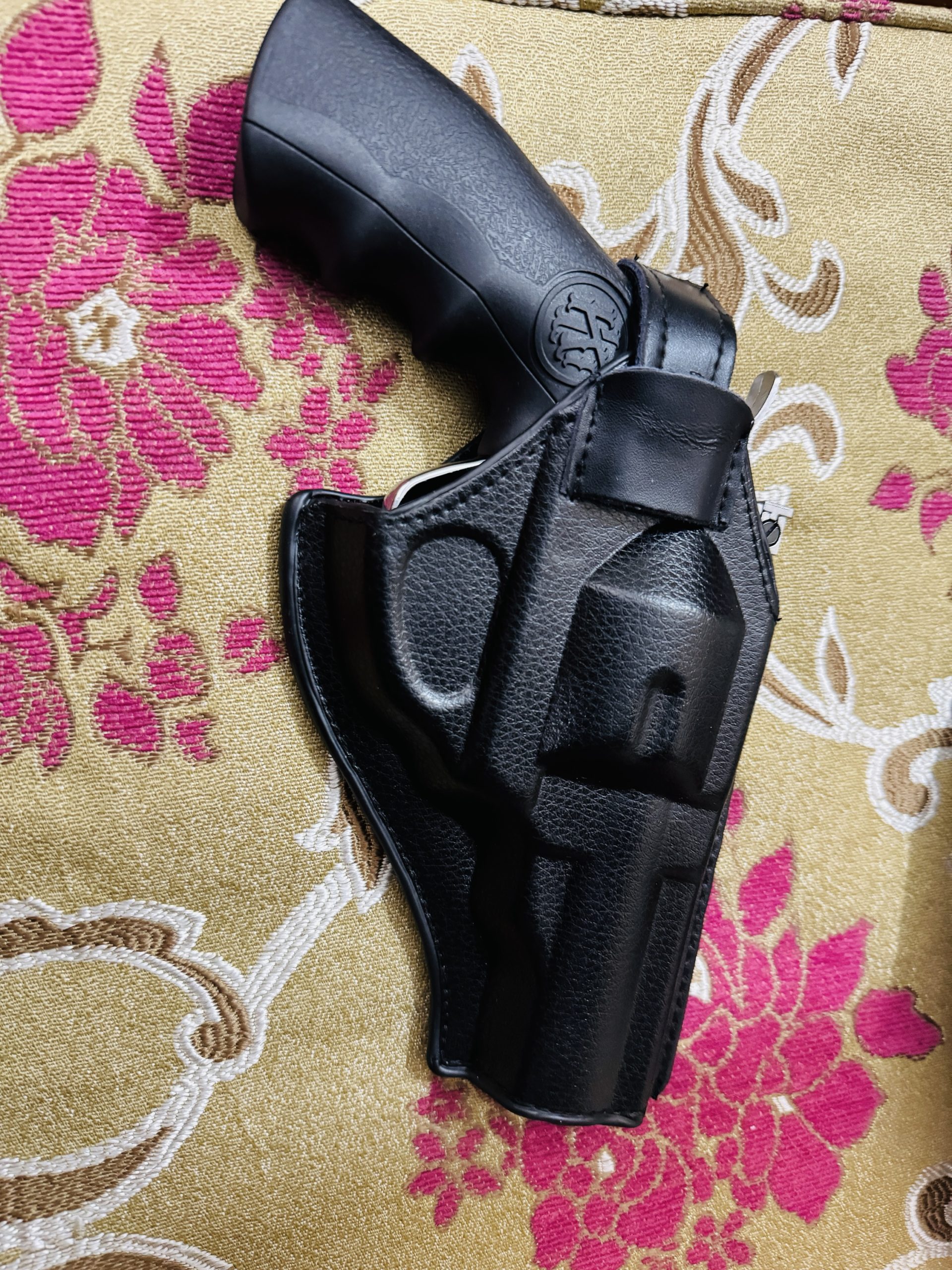 HIGH QUALITY REVOLVER HOLSTER
